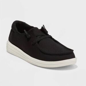 NWOT Mad Love Women's Black Casual Slip On Lizzy Sneakers Size 10